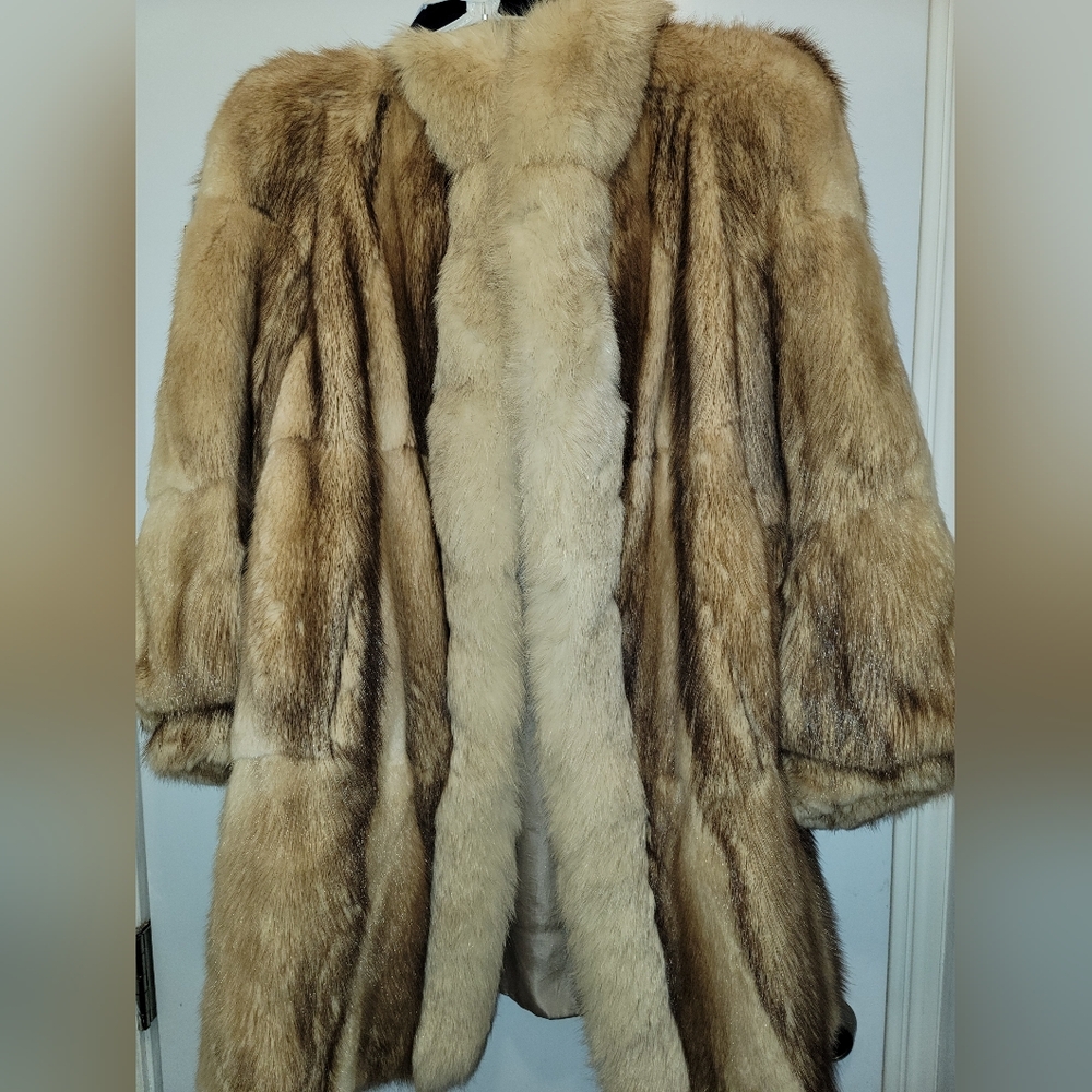 Vintage "Vogue Furriers" Made in Sydney, Nova Scotia, Canada
